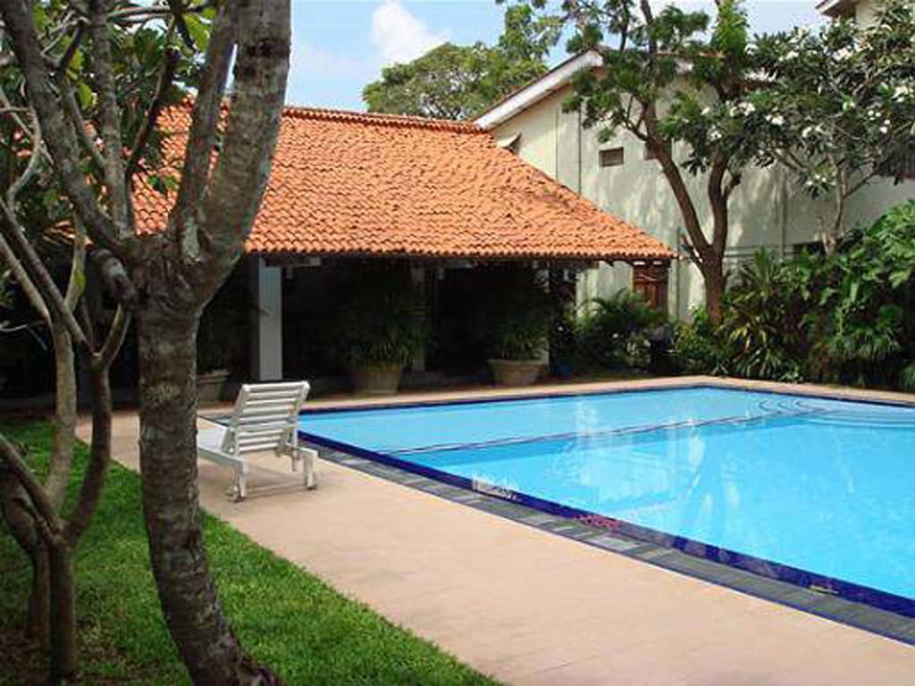 Hotel Sunflower Kataragama Quarto foto